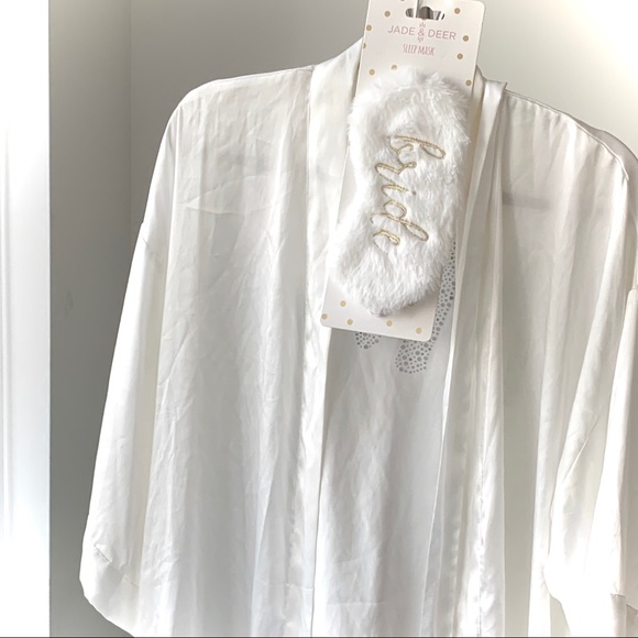 “MRS” Satin White Robe + Bride Sleep Mask - Picture 3 of 8
